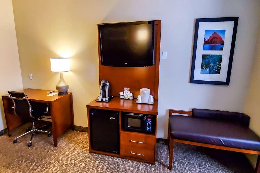 คอมฟอร์ต สวีตส์ แอร์พอร์ต Hotel เฮเลนา ห้อง รูปภาพ